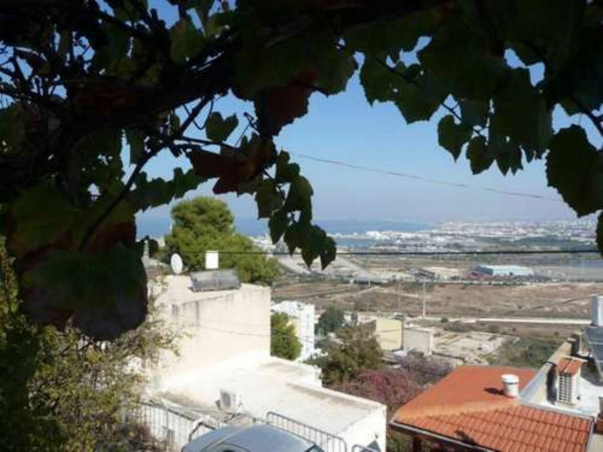 The Artist'S House Overlooking The Bay Of Haifa Eksteriør billede
